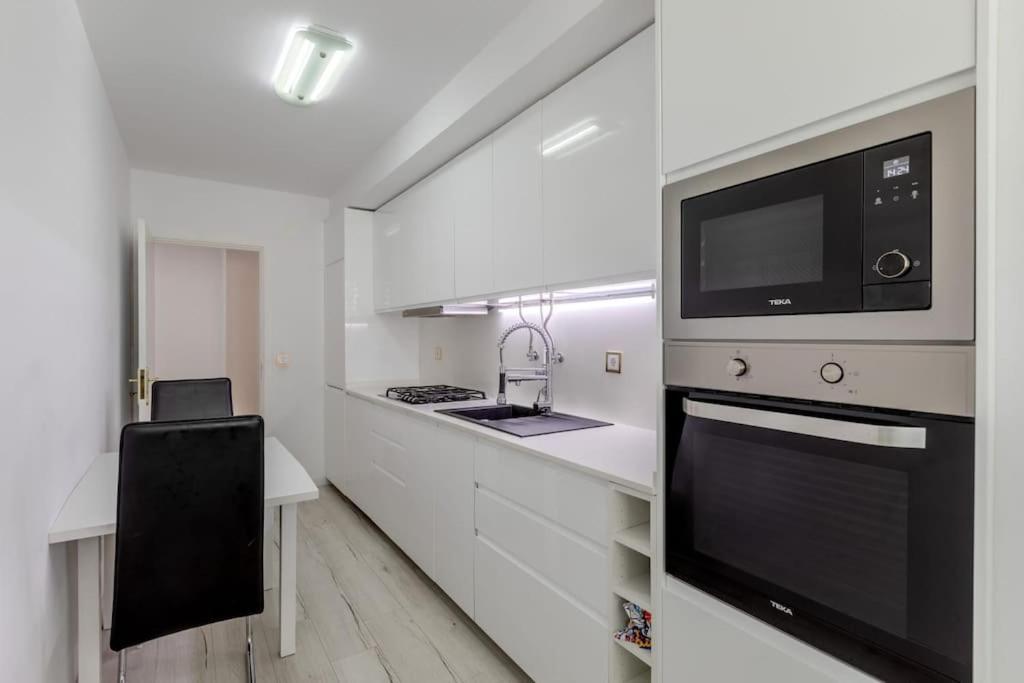 Spacious 3-Bedroom Condo In Lisboa Extérieur photo