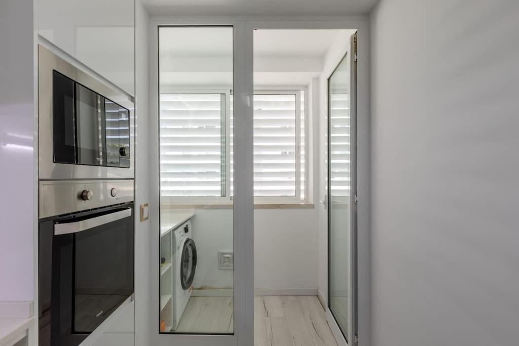 Spacious 3-Bedroom Condo In Lisboa Extérieur photo
